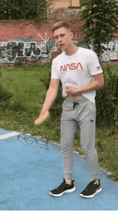 3bd8fc5cab33fd5b2e7b9b5c4bf930f9_1748839869_2312.gif