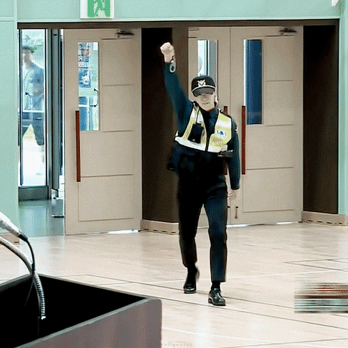 b3b96189940fbf57435239cad3642c0b_1751761917_6819.gif